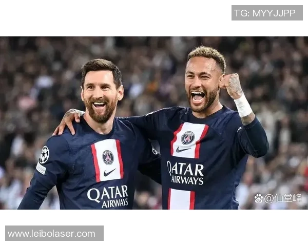 足球天赋的巅峰对决 谁能超越梅西与C罗的传奇辉煌